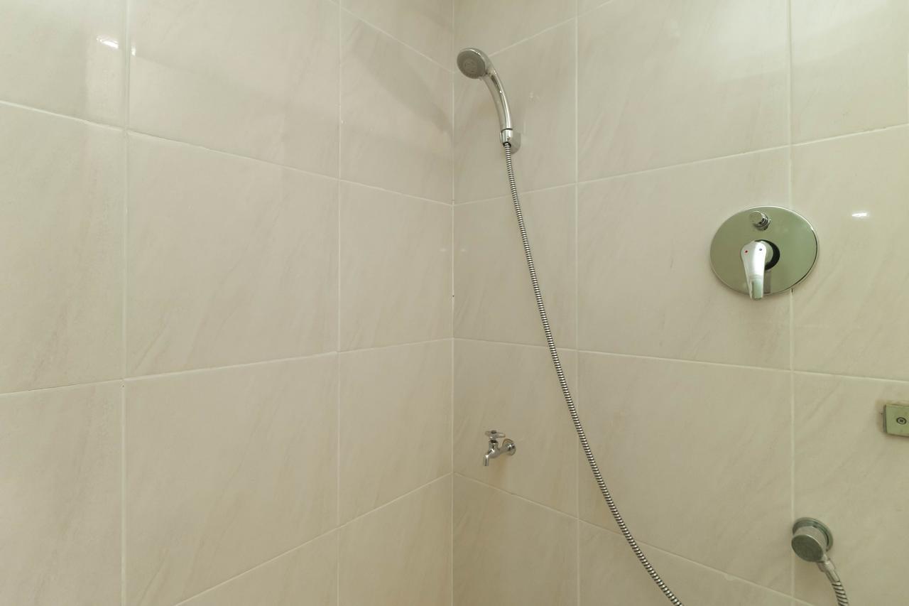 RedDoorz Plus near Halim Perdanakusuma 2 Cakarta Dış mekan fotoğraf