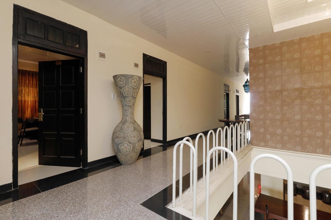 RedDoorz Plus near Halim Perdanakusuma 2 Cakarta Dış mekan fotoğraf